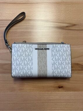 Michael Kors White & Tan Signature Stripe Wristlet